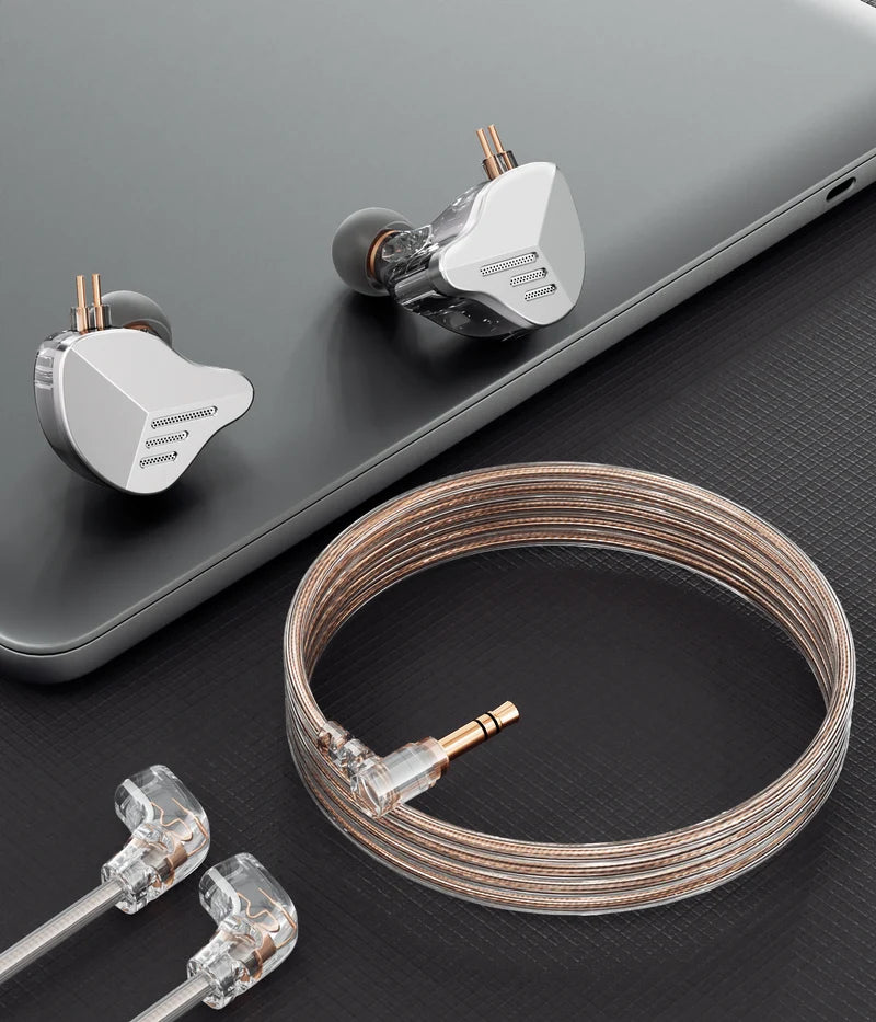 Headphones & Earphones
